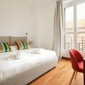 https://pontaccio-22-brera-fashiondesign.italymilanhotels.net